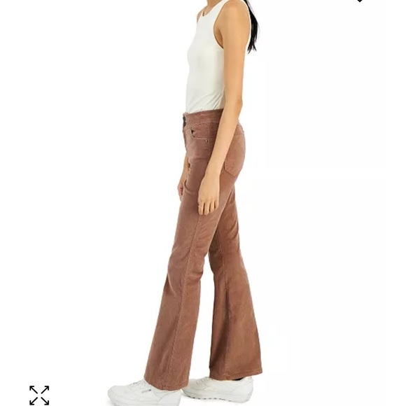 NWT CELEBRITY PINK
Juniors' High-Rise Curvy-Fit Flare-Leg Corduroy Pants - Picture 3 of 15